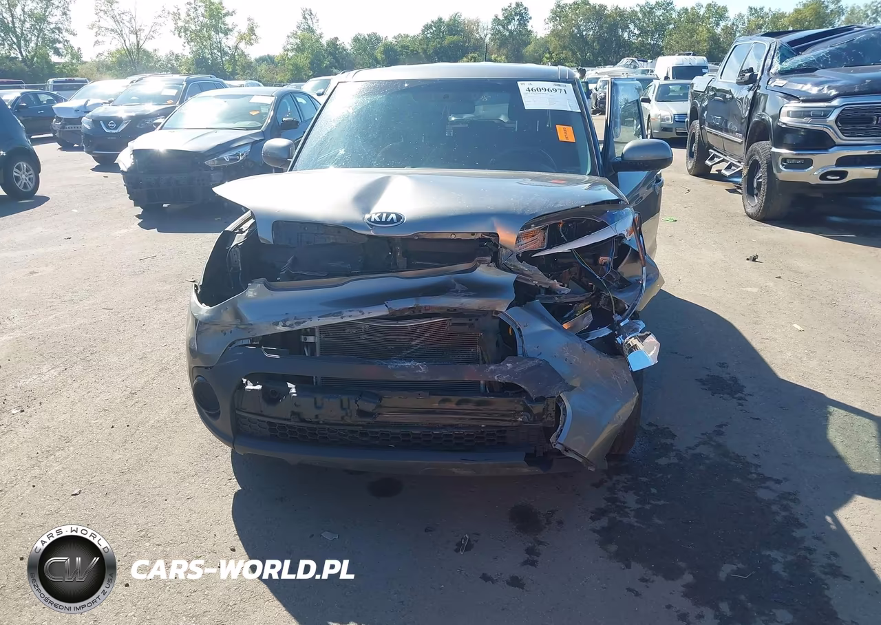 2018 Kia Soul VIN:KNDJN2A29J7574137 - 6