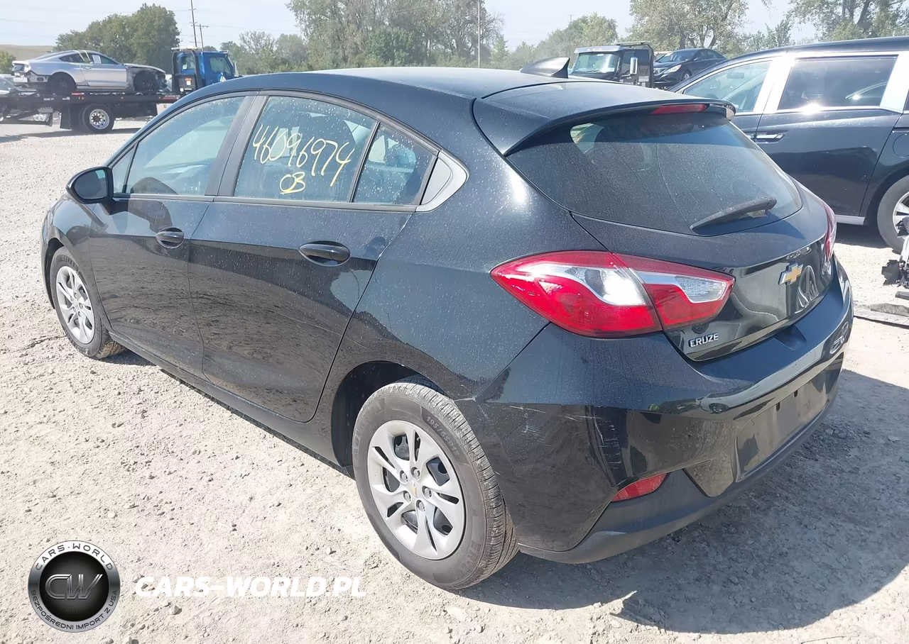 2019 Chevrolet Cruze Ls VIN:3G1BC6SM0KS576372 - 3