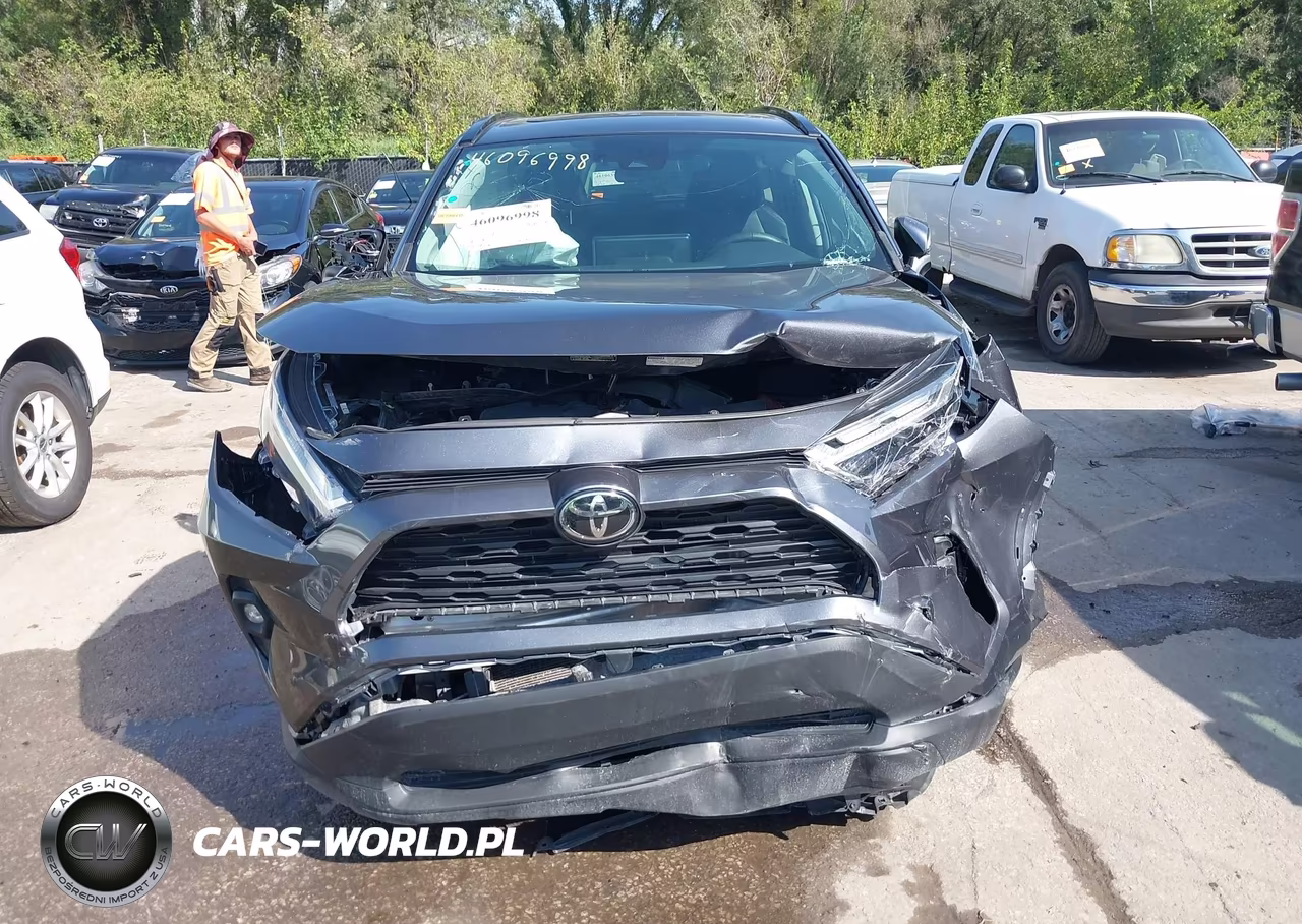 2023 Toyota Rav4 Xle Premium VIN:2T3A1RFV1PC372799 - 12