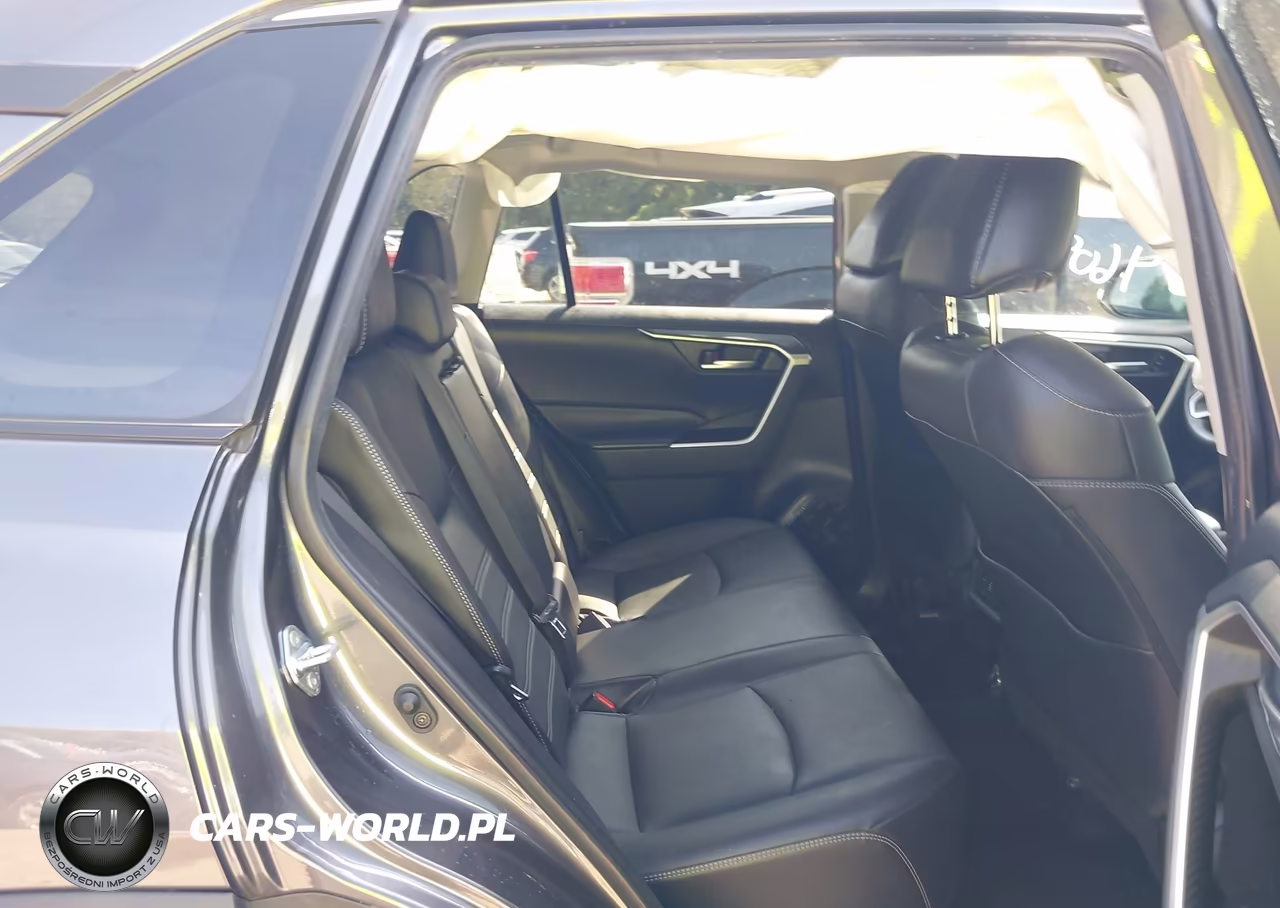 2023 Toyota Rav4 Xle Premium VIN:2T3A1RFV1PC372799 - 8