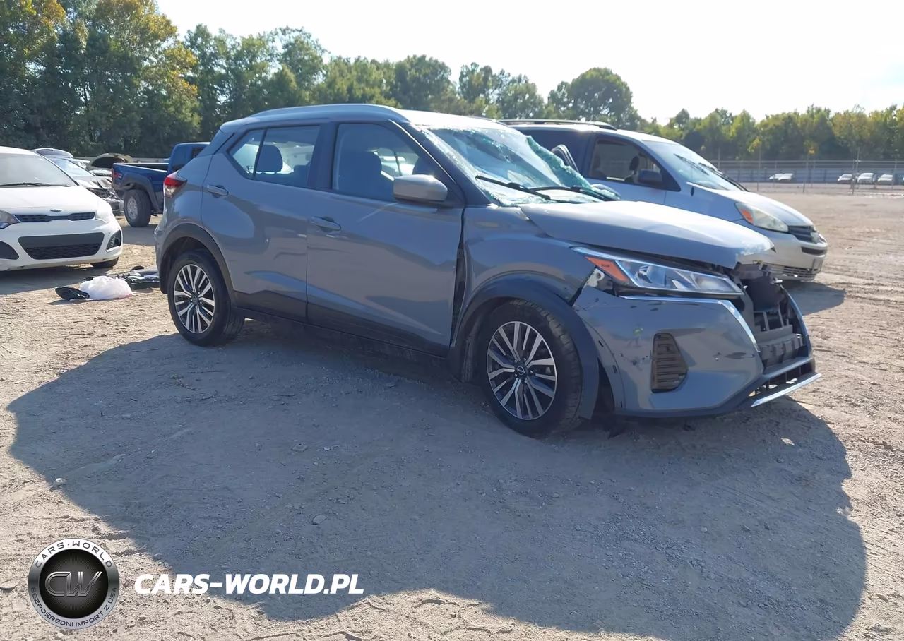 2022 Nissan Kicks Sv Xtronic Cvt