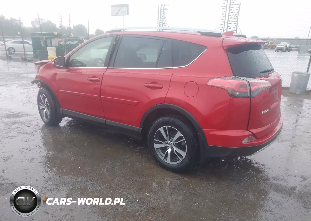 2017 Toyota Rav4 Xle VIN:JTMRFREV0HJ163185 - 3