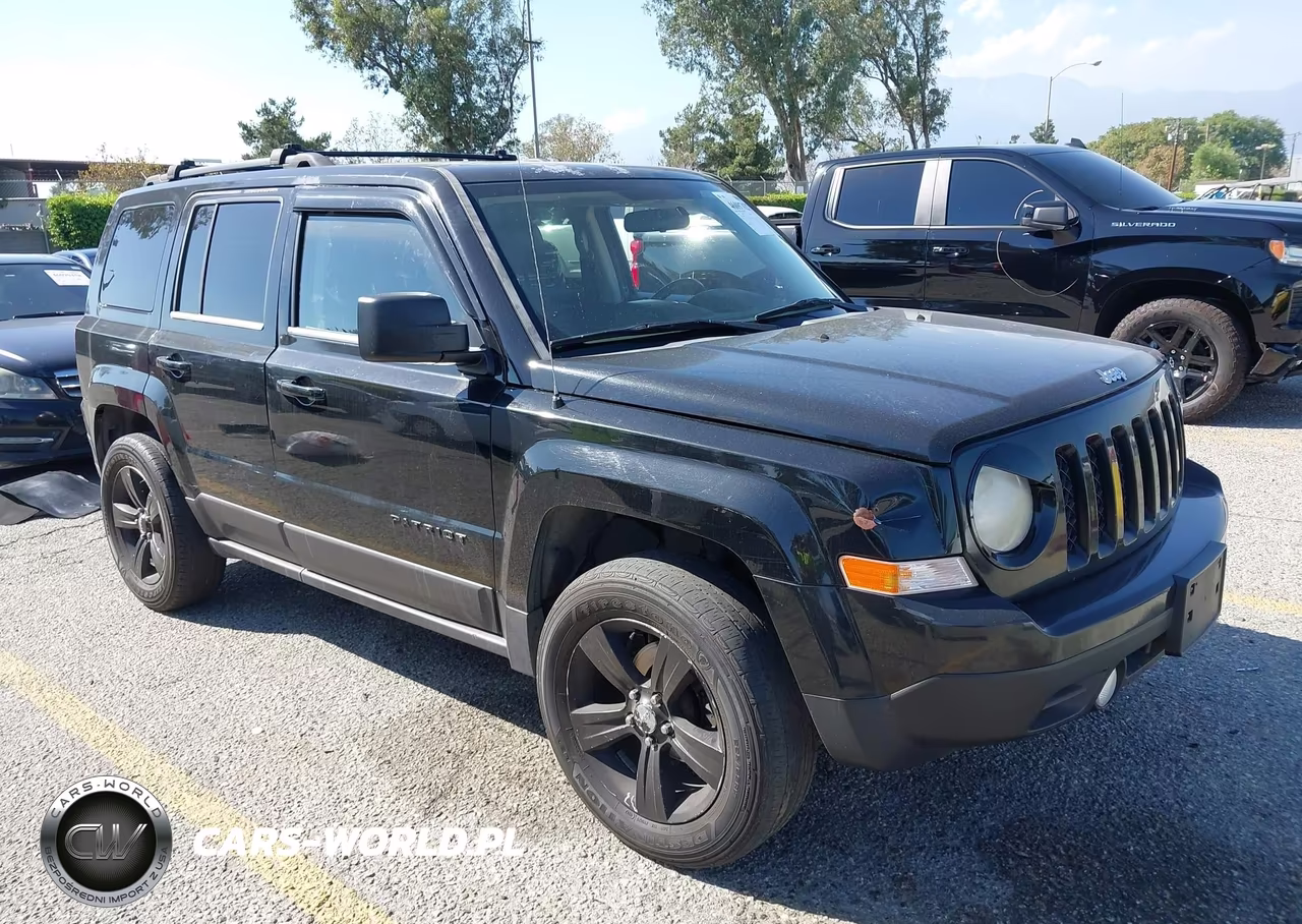 2014 Jeep Patriot Latitude – zdjęcie 1 z 16