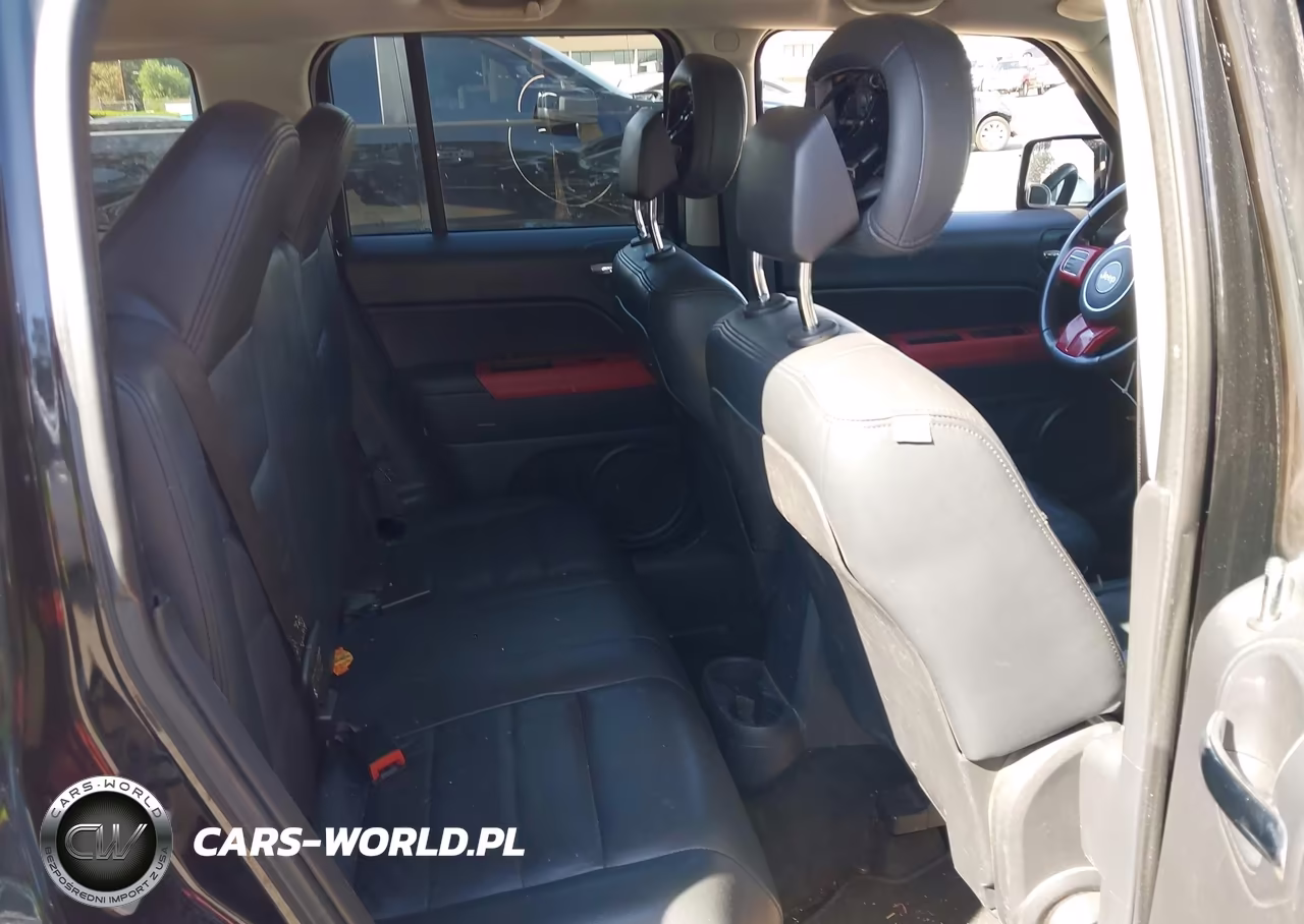 2014 Jeep Patriot Latitude VIN:1C4NJRFB1ED501754 - 8
