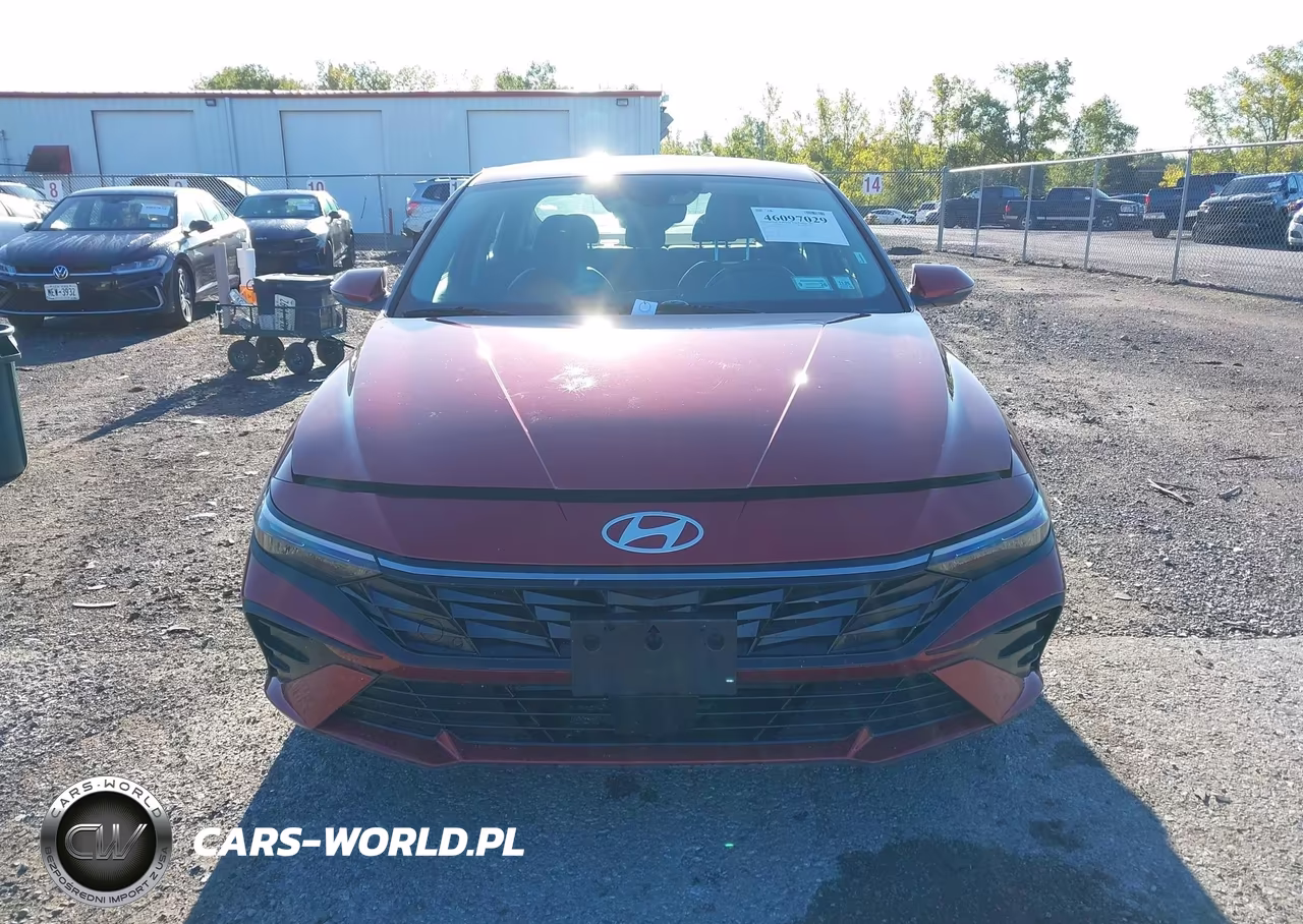 2025 Hyundai Elantra Limited VIN:KMHLP4DG0SU872192 - 12