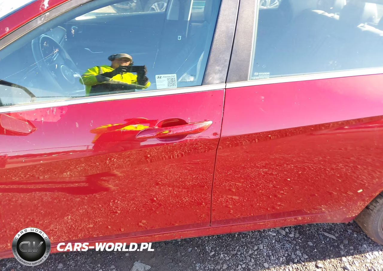 2025 Hyundai Elantra Limited VIN:KMHLP4DG0SU872192 - 6