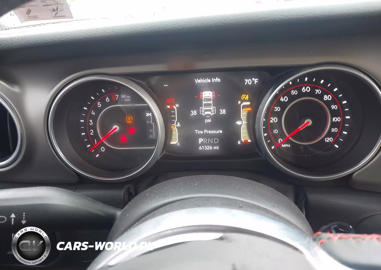 2018 Jeep Wrangler Unlimited Rubicon 4X4 VIN:1C4HJXFG9JW307601 - 7
