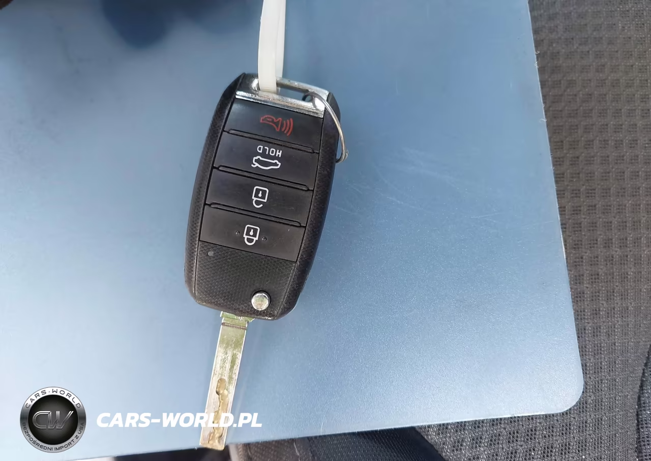 2018 Kia Optima Lx VIN:5XXGT4L35JG264351 - 11
