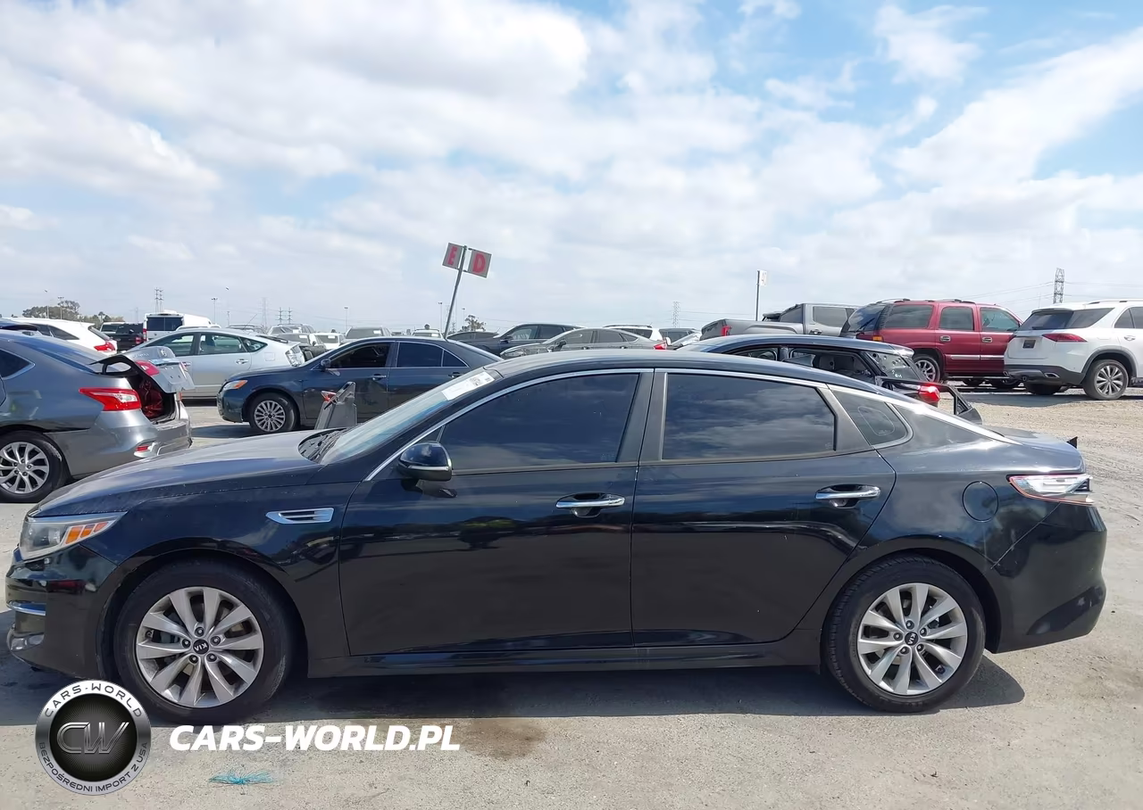 2018 Kia Optima Lx VIN:5XXGT4L35JG264351 - 14