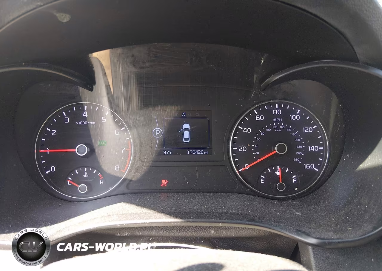 2018 Kia Optima S VIN:5XXGT4L31JG243738 - 7