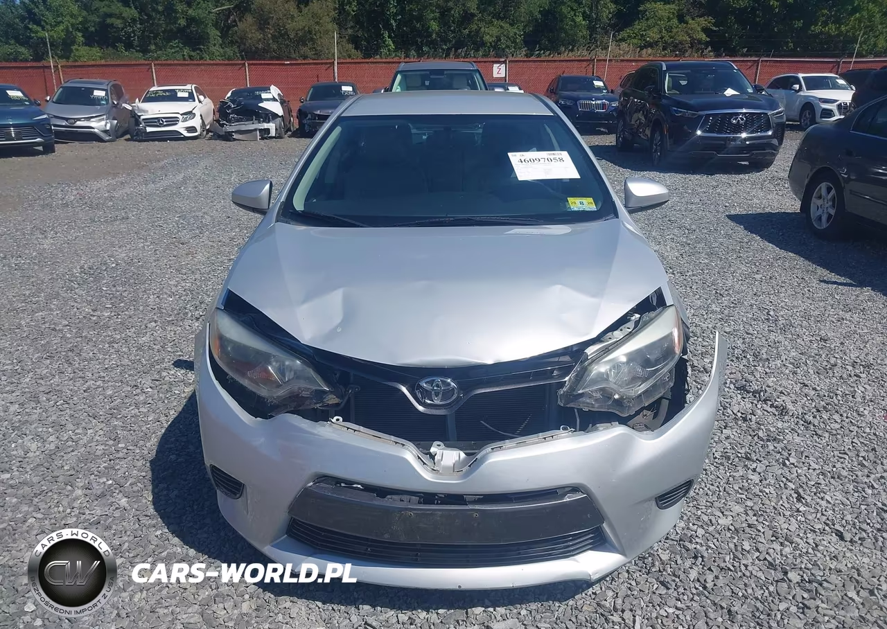 2016 Toyota Corolla Le VIN:2T1BURHE9GC496272 - 12