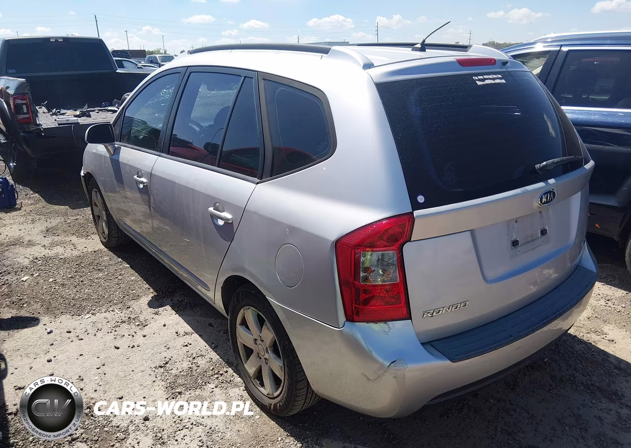 2007 Kia Rondo Lx VIN:KNAFG525177030361 - 3