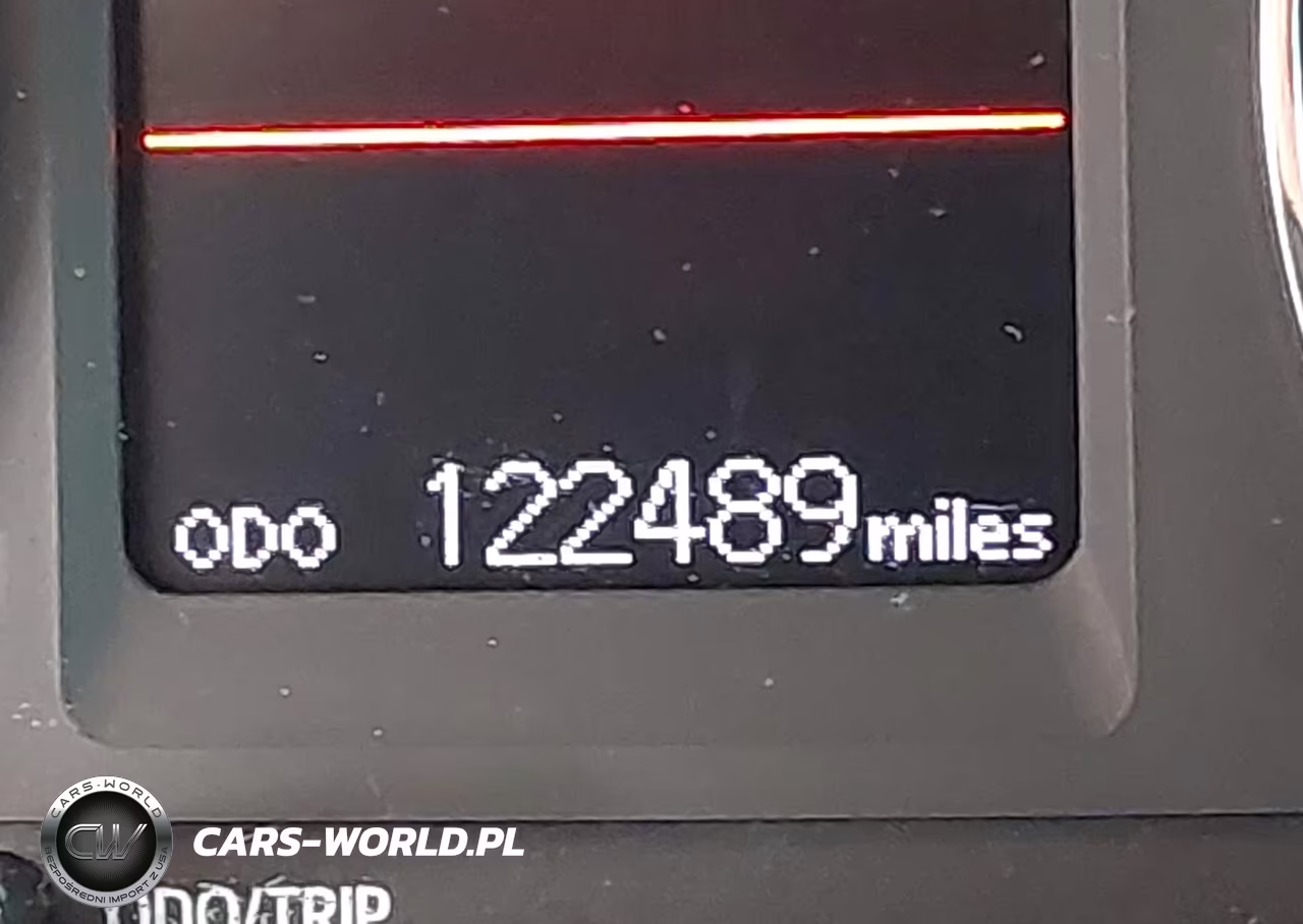 2018 Toyota Corolla Le VIN:2T1BURHE2JC123310 - 16