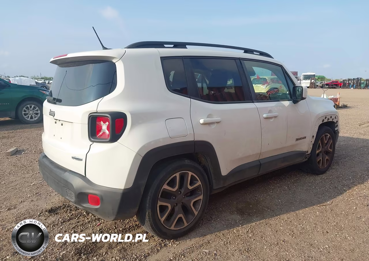 2015 Jeep Renegade Latitude VIN:ZACCJABT4FPC33177 - 4