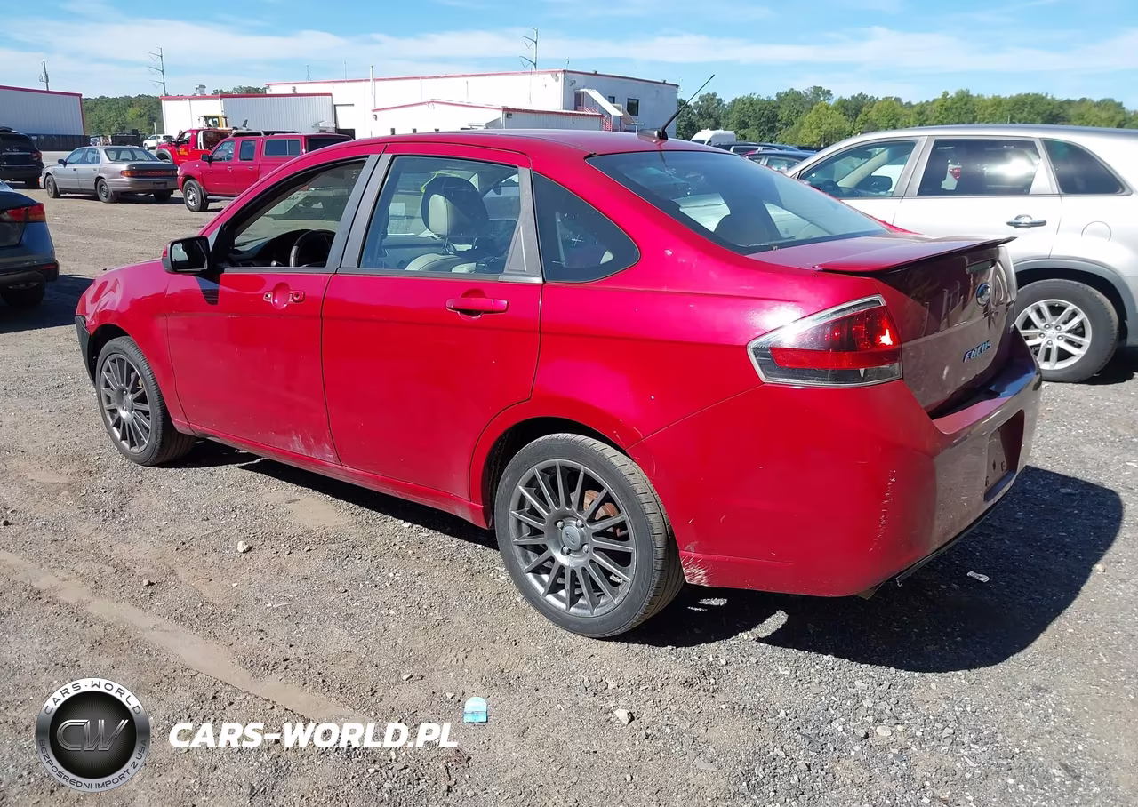 2010 Ford Focus Ses VIN:1FAHP3GN9AW197269 - 3