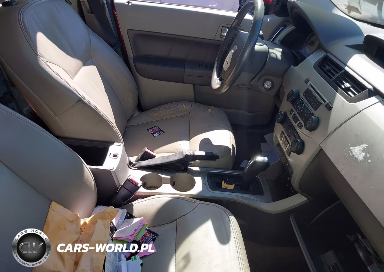 2010 Ford Focus Ses VIN:1FAHP3GN9AW197269 - 5