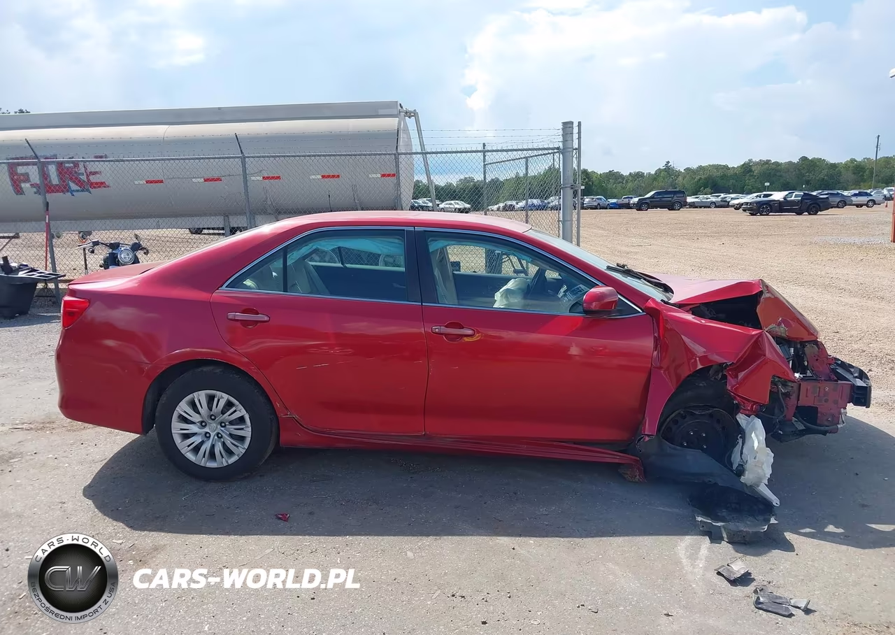 2012 Toyota Camry L VIN:4T4BF1FK4CR211724 - 14