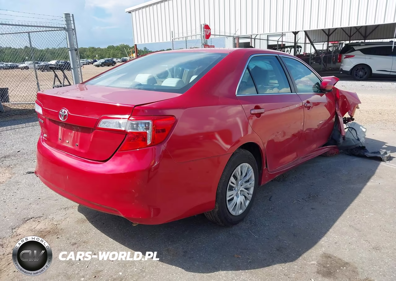 2012 Toyota Camry L VIN:4T4BF1FK4CR211724 - 4