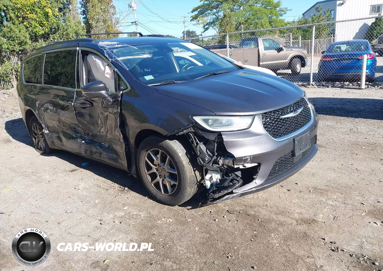 2022 Chrysler Pacifica Touring L VIN:2C4RC1BG2NR178780 - 1