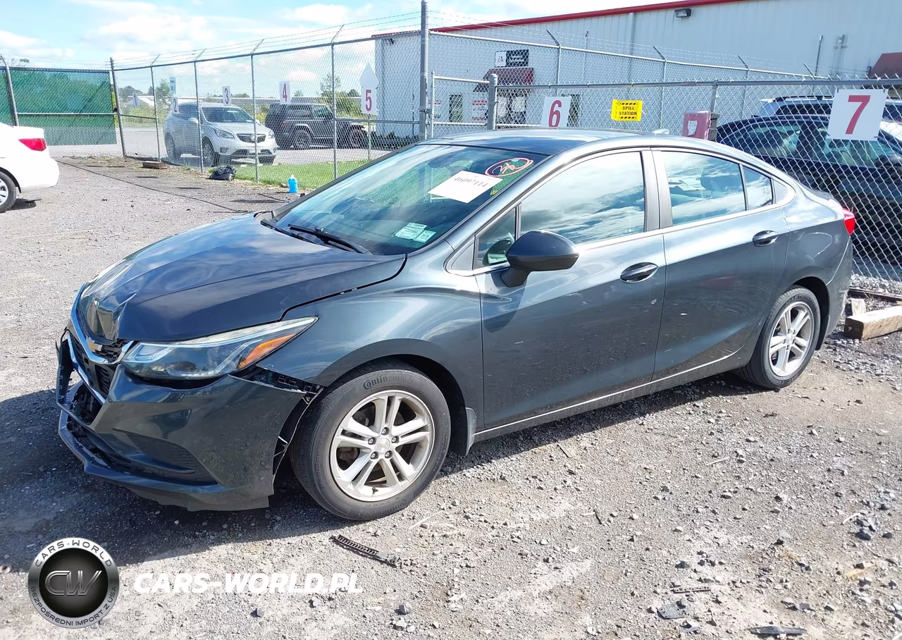 2017 Chevrolet Cruze Lt Auto VIN:1G1BE5SM4H7128003 - 2