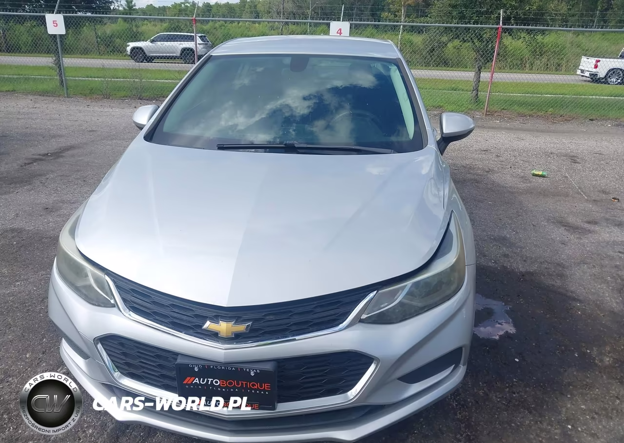 2018 Chevrolet Cruze Lt Auto VIN:1G1BE5SM7J7226688 - 12