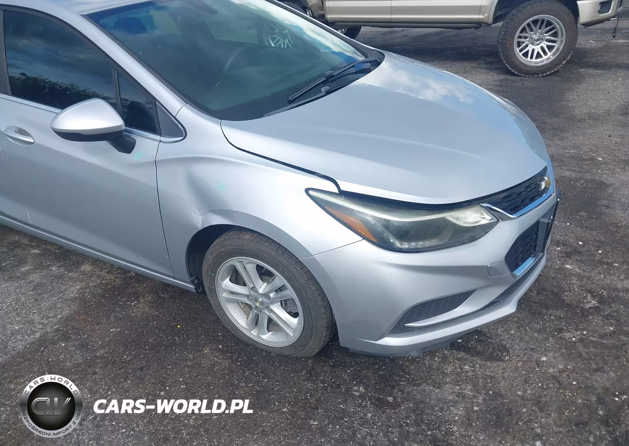 2018 Chevrolet Cruze Lt Auto VIN:1G1BE5SM7J7226688 - 6