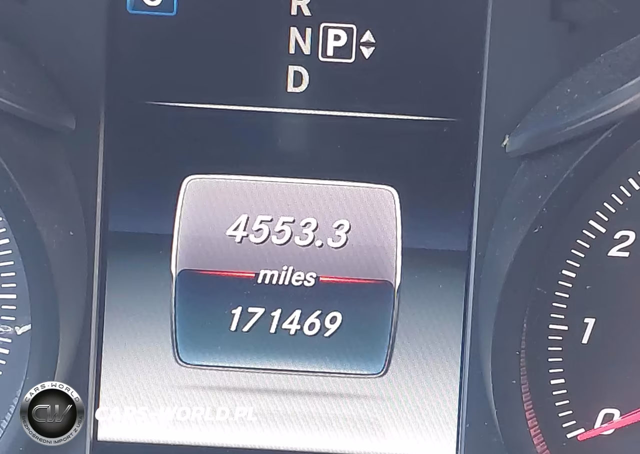 2015 Mercedes-Benz C 300 4Matic VIN:55SWF4KB7FU004991 - 16