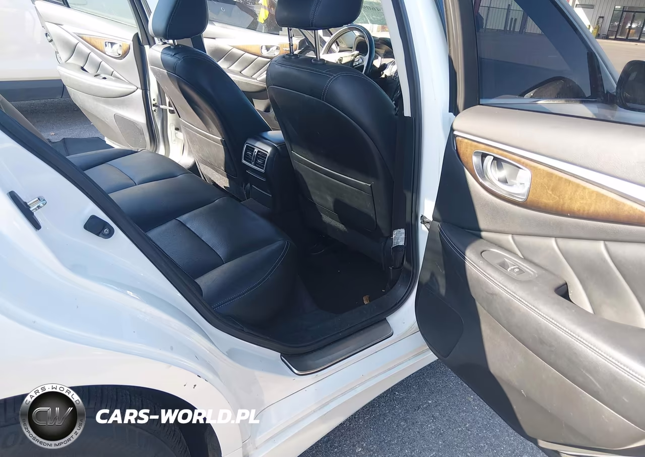 2015 Infiniti Q50 Premium VIN:JN1BV7AR4FM407419 - 8