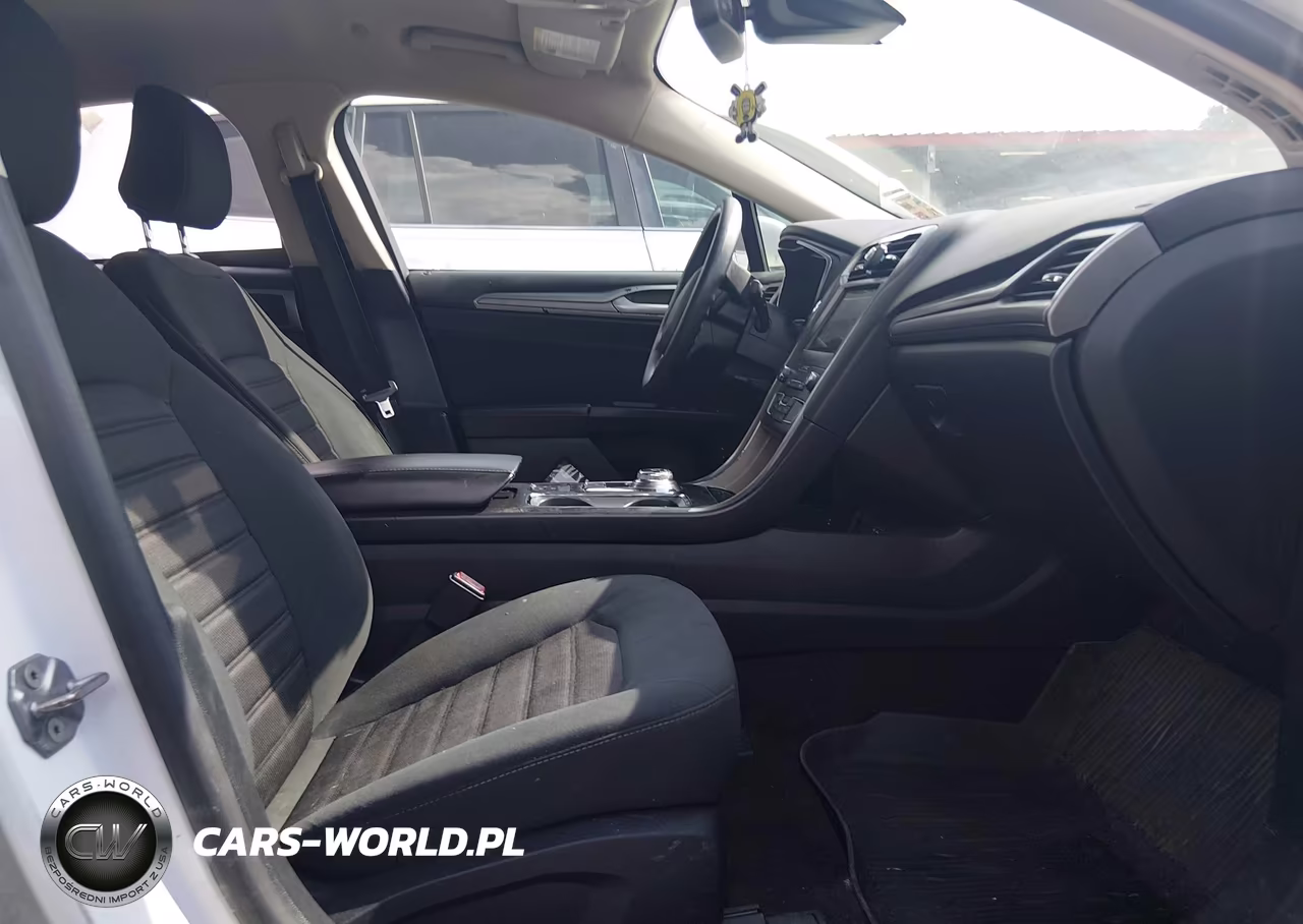 2020 Ford Fusion Hybrid Se VIN:3FA6P0LUXLR191599 - 5