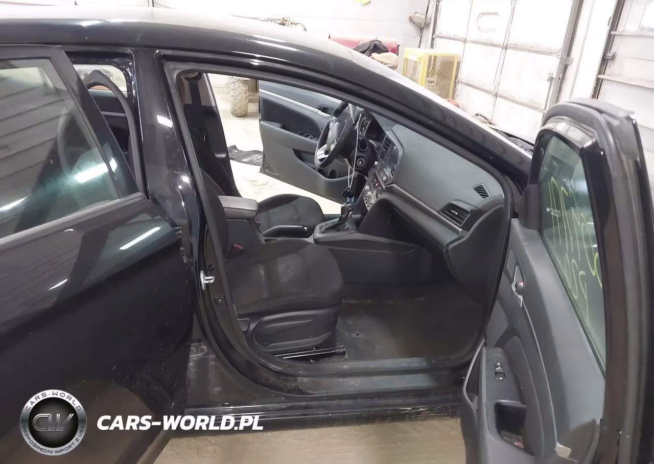 2020 Hyundai Elantra Sel VIN:5NPD84LF2LH573684 - 5