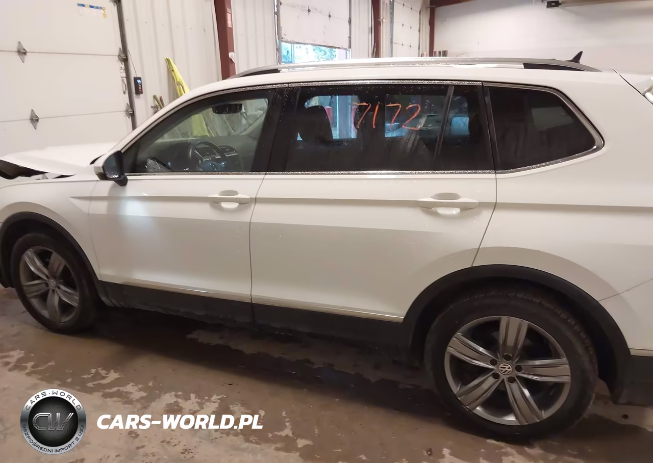 2018 Volkswagen Tiguan 2.0T Sel Premium VIN:3VV4B7AX9JM172009 - 14