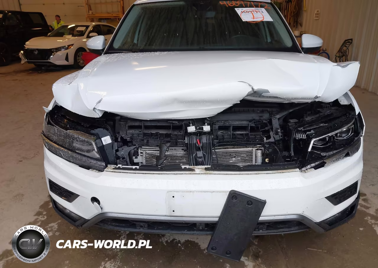 2018 Volkswagen Tiguan 2.0T Sel Premium VIN:3VV4B7AX9JM172009 - 6