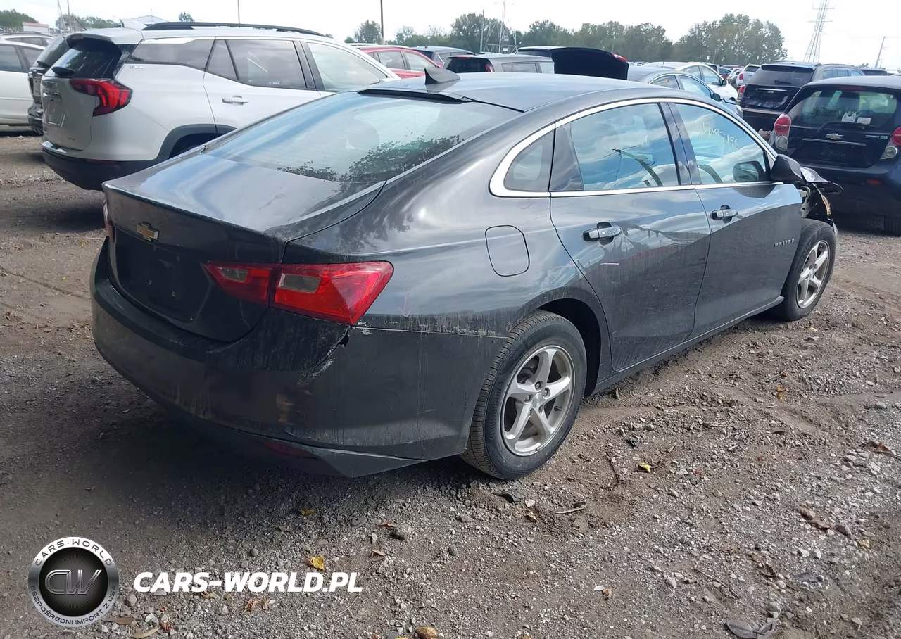 2017 Chevrolet Malibu Ls VIN:1G1ZB5ST9HF220650 - 4