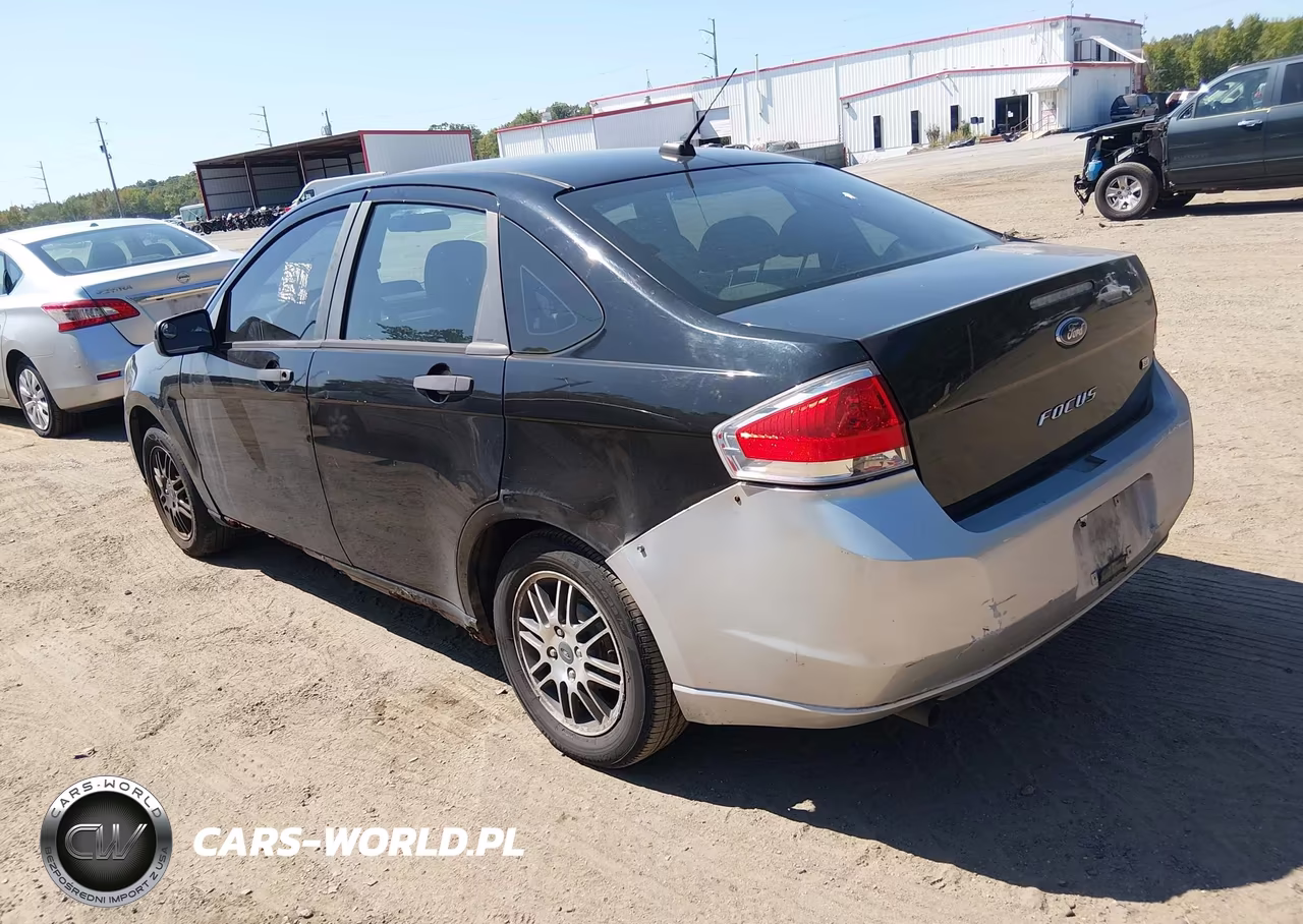 2010 Ford Focus Se VIN:1FAHP3FNXAW197489 - 3