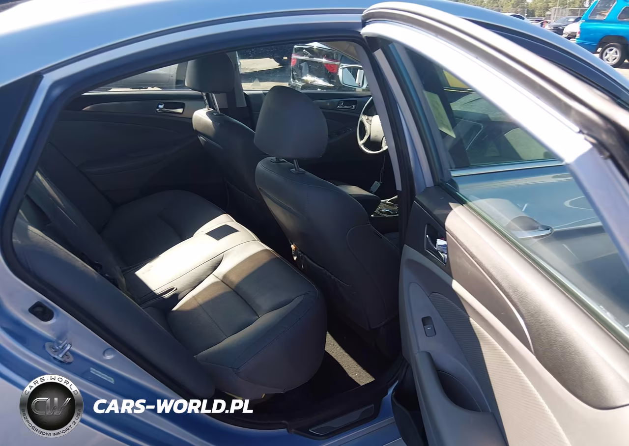 2014 Hyundai Sonata Hybrid Limited VIN:KMHEC4A49EA106143 - 8