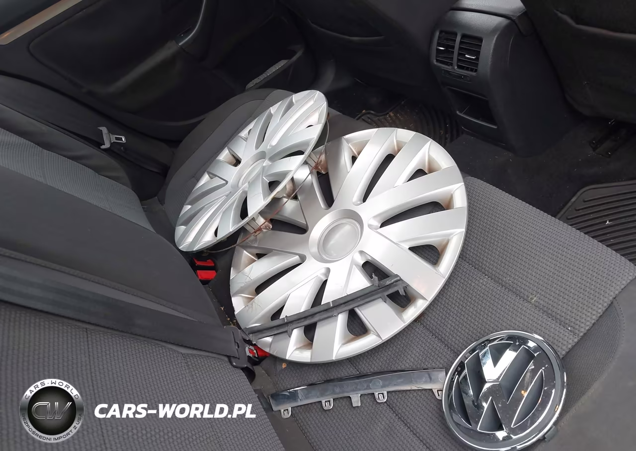 2010 Volkswagen Jetta S VIN:3VWJZ7AJ7AM065188 - 12