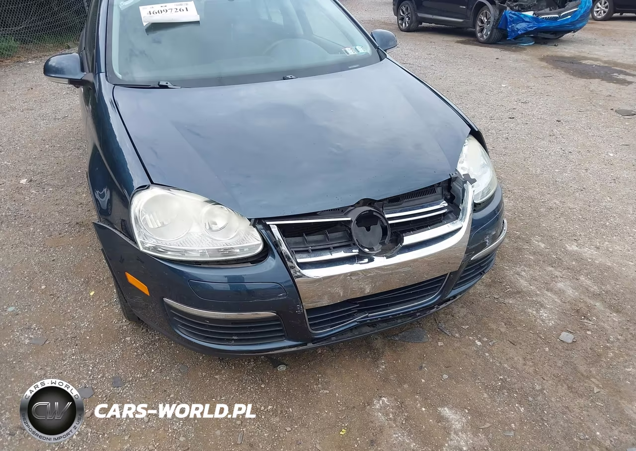 2010 Volkswagen Jetta S VIN:3VWJZ7AJ7AM065188 - 6