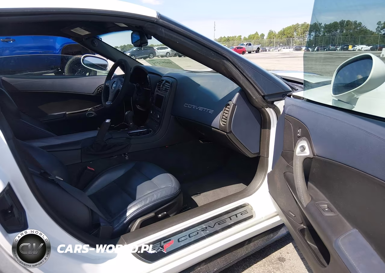 2013 Chevrolet Corvette Grand Sport VIN:1G1Y32DW1D5110156 - 5