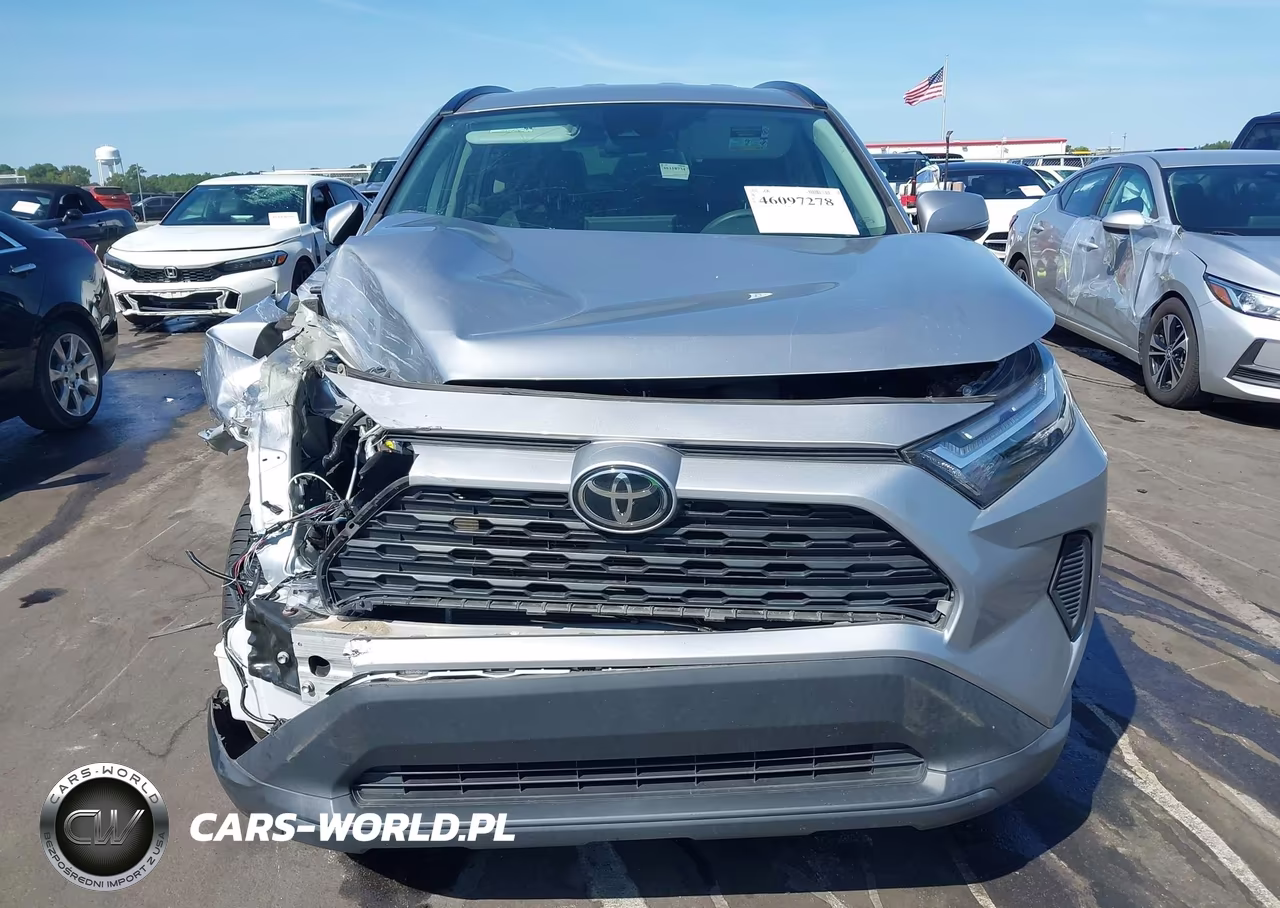 2023 Toyota Rav4 Xle VIN:2T3P1RFV1PC326626 - 12