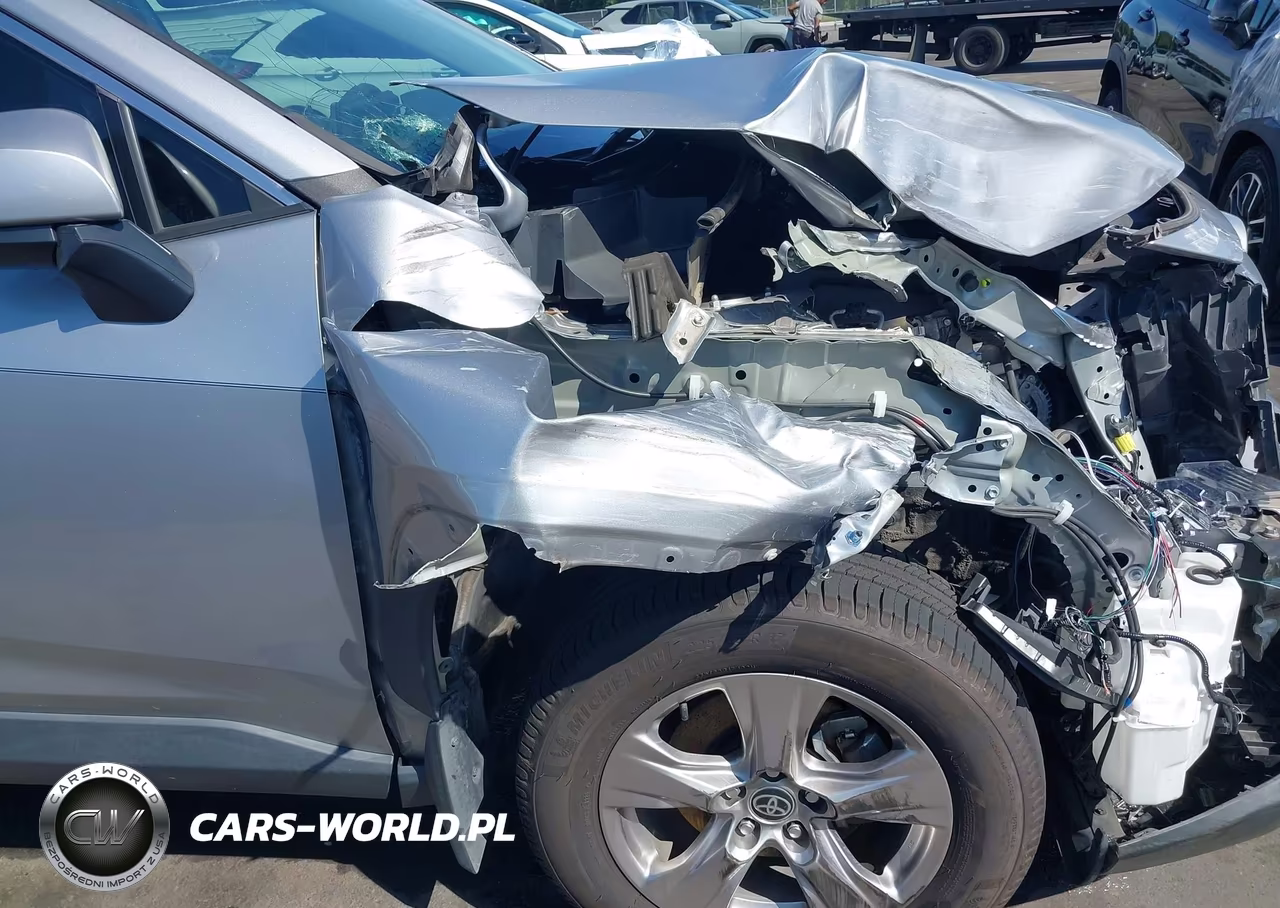 2023 Toyota Rav4 Xle VIN:2T3P1RFV1PC326626 - 17