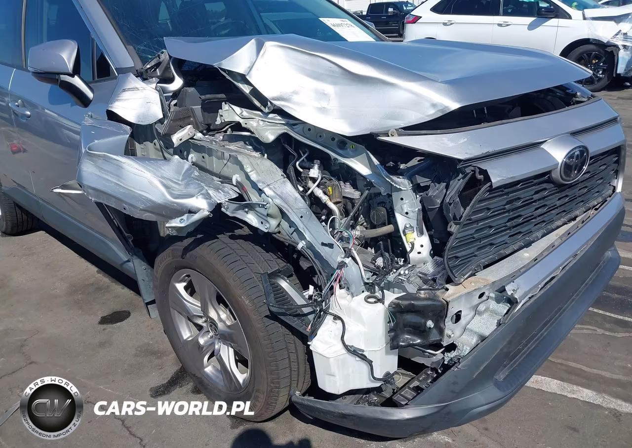 2023 Toyota Rav4 Xle VIN:2T3P1RFV1PC326626 - 6