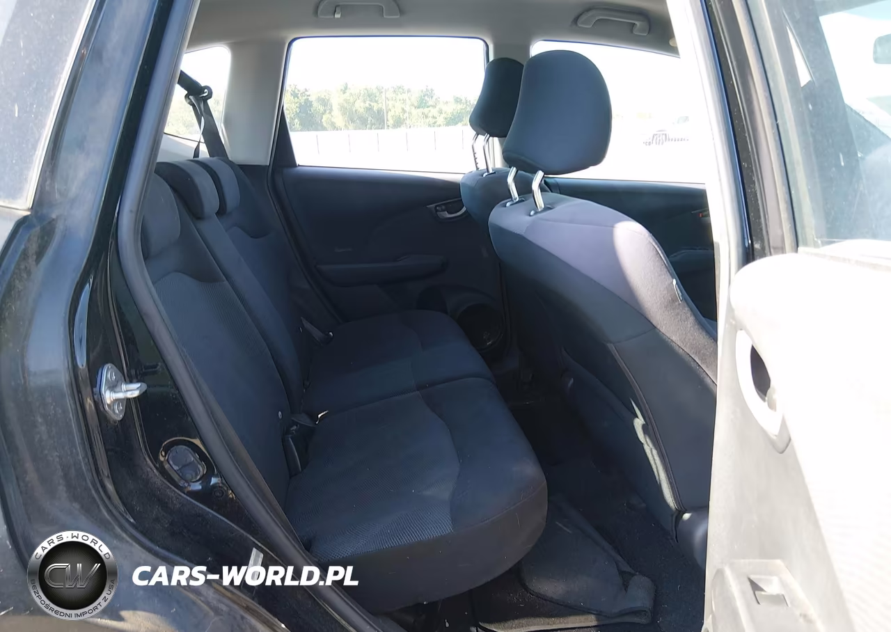 2010 Honda Fit Sport VIN:JHMGE8H42AC021288 - 8