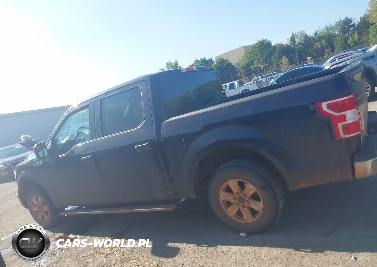 2018 Ford F-150 Xlt VIN:1FTEW1CP8JKD58844 - 14