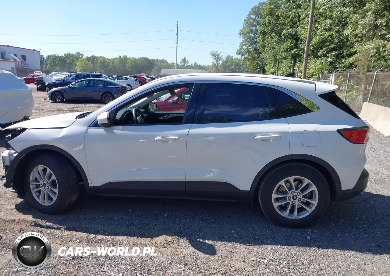 2020 Ford Escape Se VIN:1FMCU0G66LUA12545 - 15