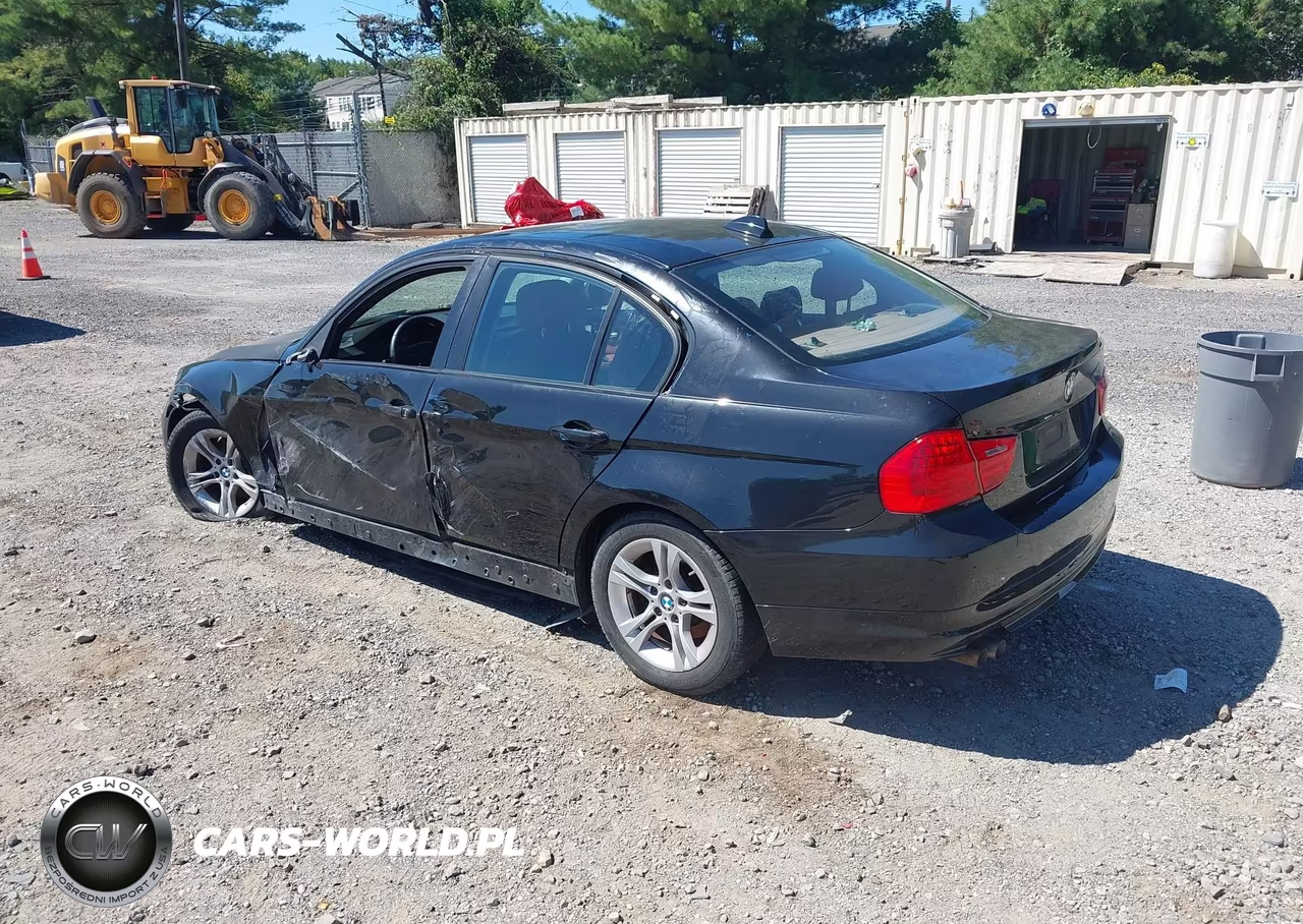 2010 BMW 328I xDrive VIN:WBAPK5C58AA648529 - 3