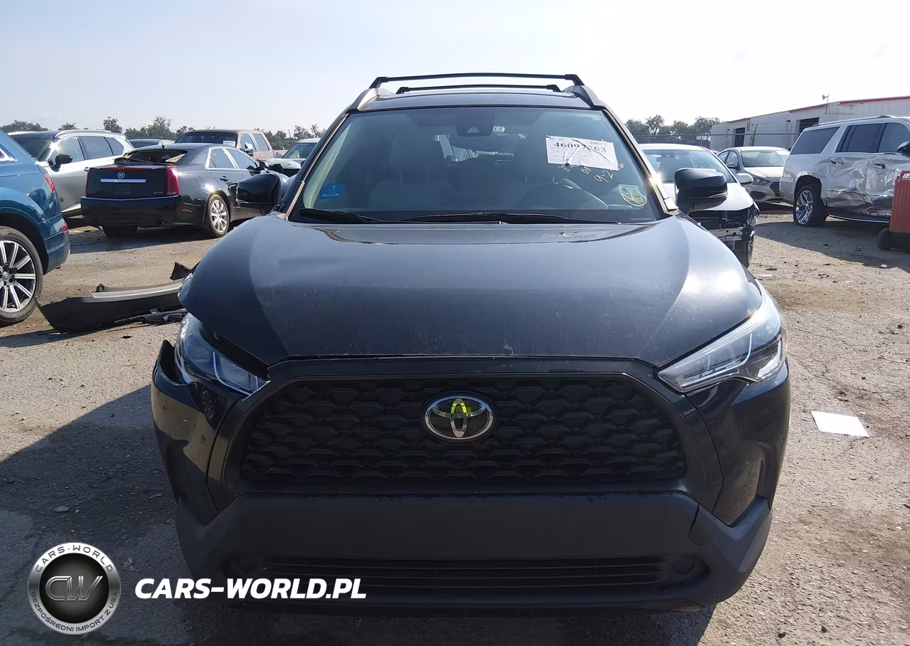 2022 Toyota Corolla Cross Le VIN:7MUCAAAG9NV004411 - 13