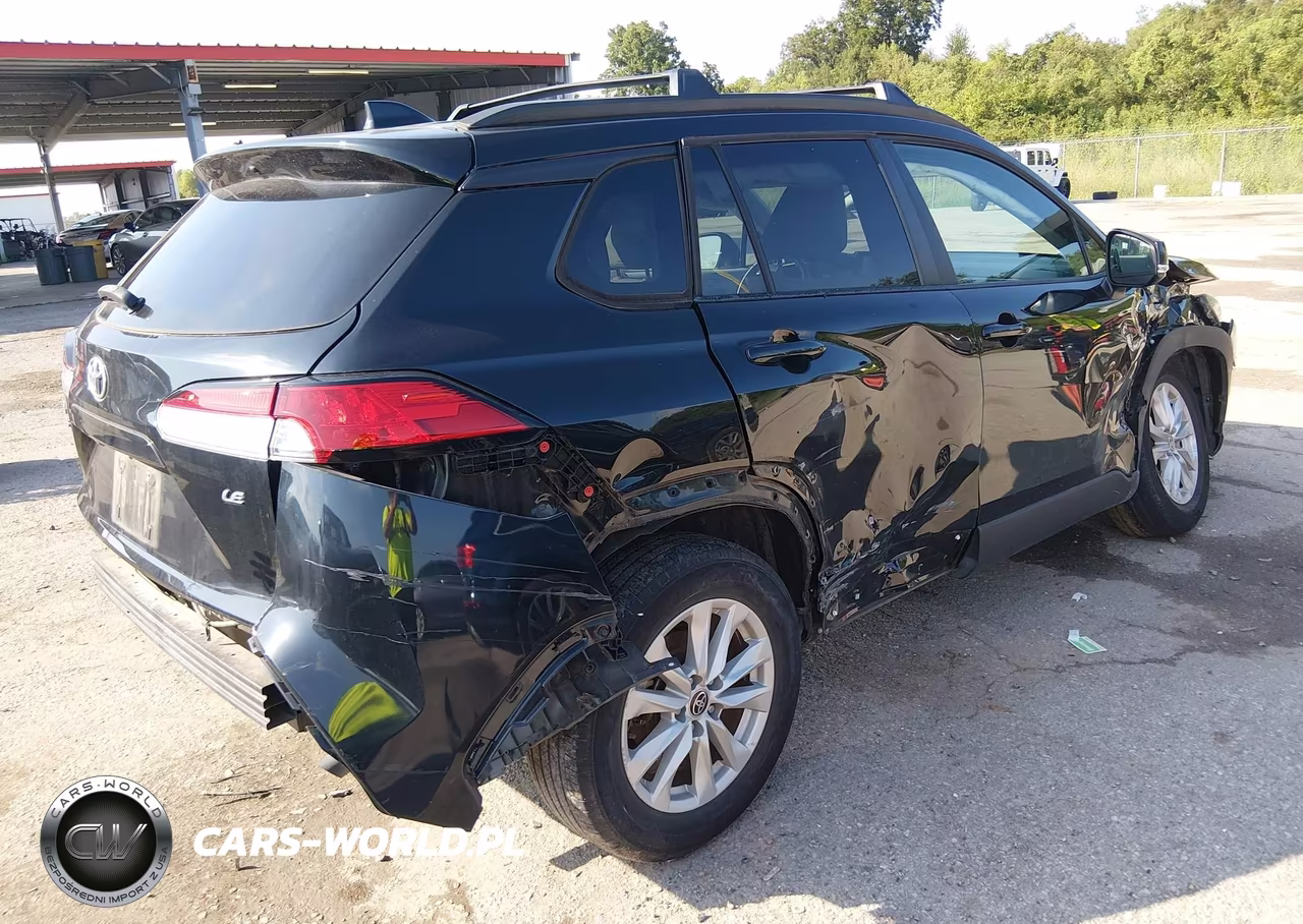 2022 Toyota Corolla Cross Le VIN:7MUCAAAG9NV004411 - 4