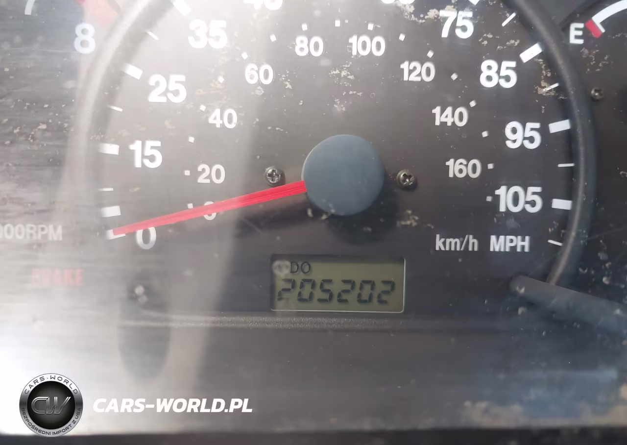 1999 Chevrolet Tracker VIN:2CNBJ13C8X6909554 - 15