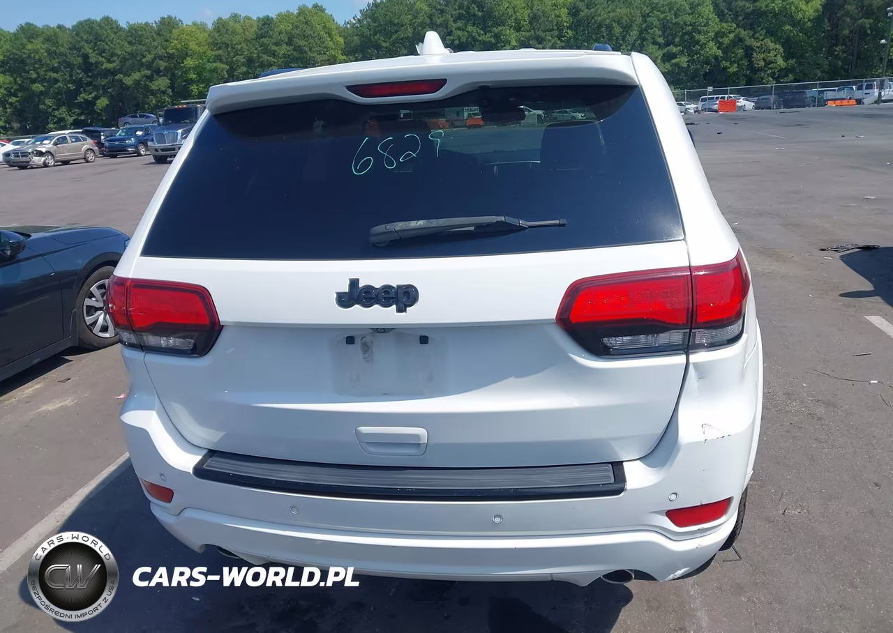 2015 Jeep Grand Cherokee Altitude VIN:1C4RJEAG8FC166996 - 16