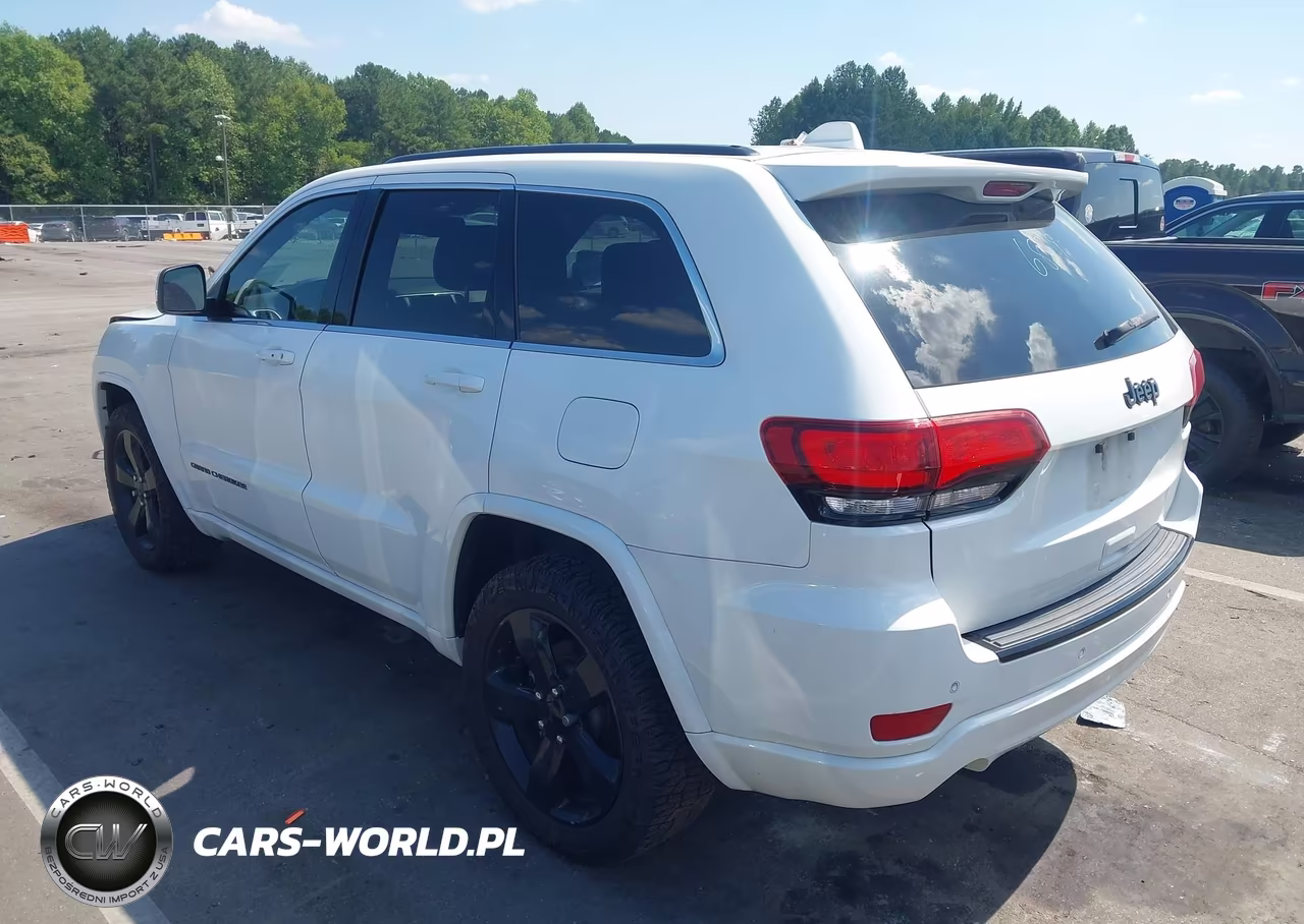 2015 Jeep Grand Cherokee Altitude VIN:1C4RJEAG8FC166996 - 3